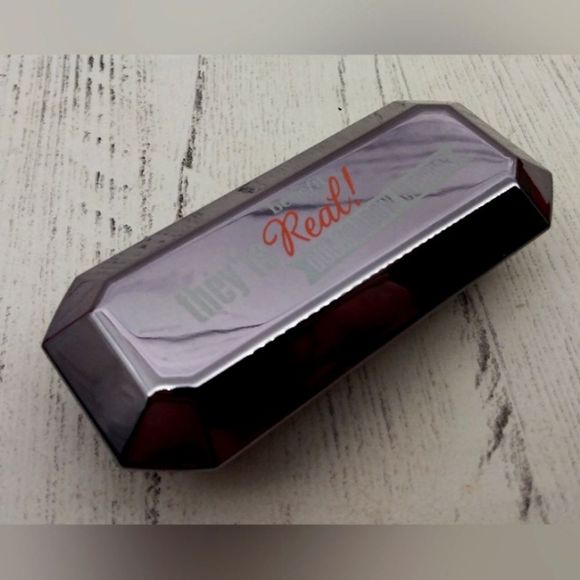 Benefit They're Real Duo Eyeshadow Blender  Provocative Plum NIB Makeup Cosmetic - Picture 7 of 9